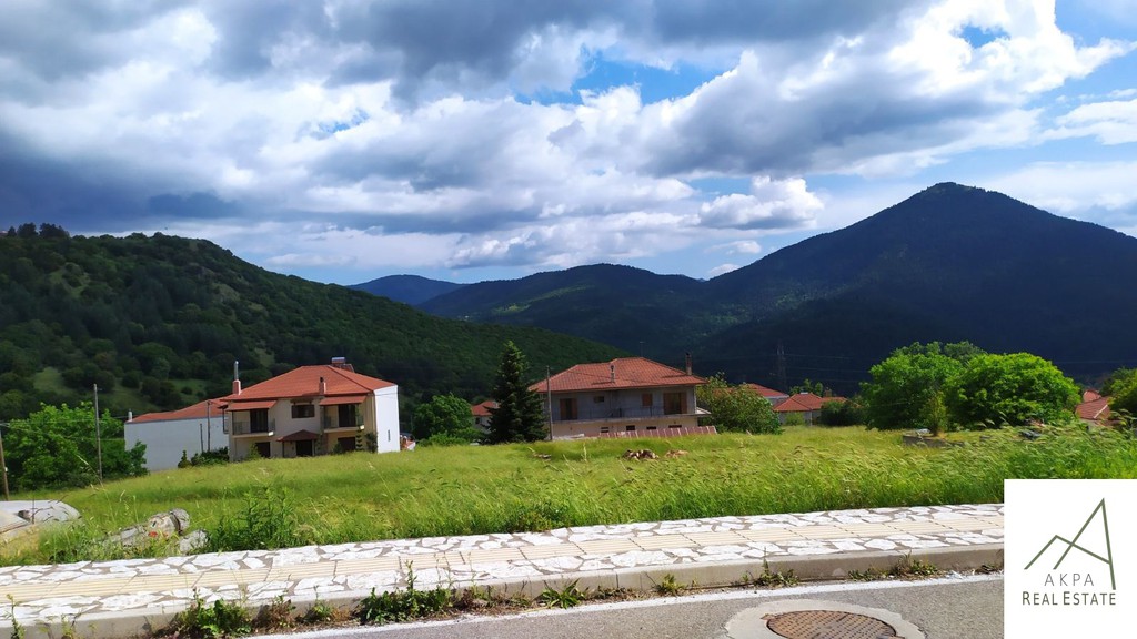 Οικόπεδο 2.499 τ.μ. προς πώληση, Κέντρο Καρπενησίου