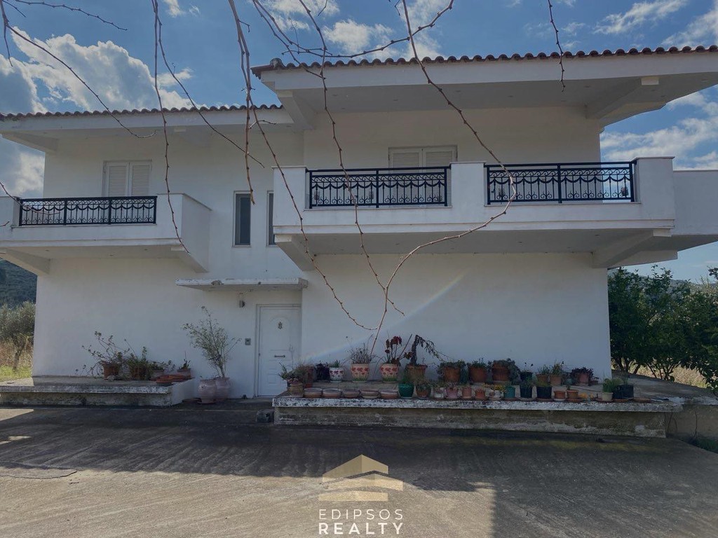 Συγκρότημα διαμερισμάτων 240 τ.μ. προς πώληση, Ταξιάρχης Ωρεών