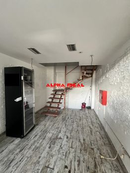 Κατάστημα 95τ.μ. για πώληση-Πειραιάς - κέντρο