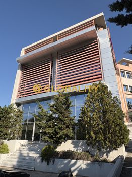 Business bulding 987sqm for rent-Marousi