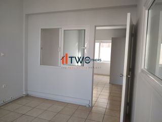 Γραφείο 73 τ.μ. για ενοικίαση, Πειραιάς, Λιμάνι-thumb-3