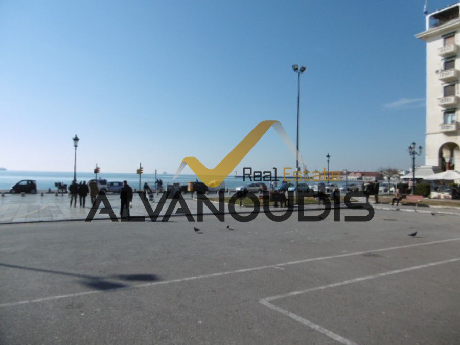Κατάστημα 373 τ.μ. προς ενοικίαση, Κέντρο Θεσσαλονίκης