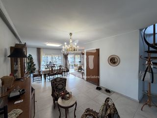 Συγκρότημα διαμερισμάτων 205 τ.μ. για πώληση