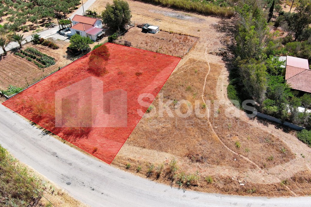 Οικόπεδο 1.051,33 τ.μ. προς πώληση, Ξιφίας