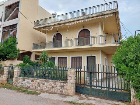 Apartment complex 305sqm for sale-Stilida