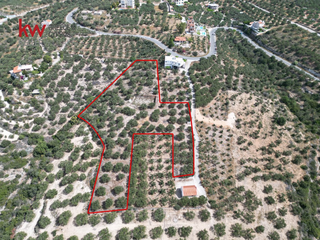 Οικόπεδο 9.442 τ.μ. προς πώληση, Στέρνες Ακρωτηρίου
