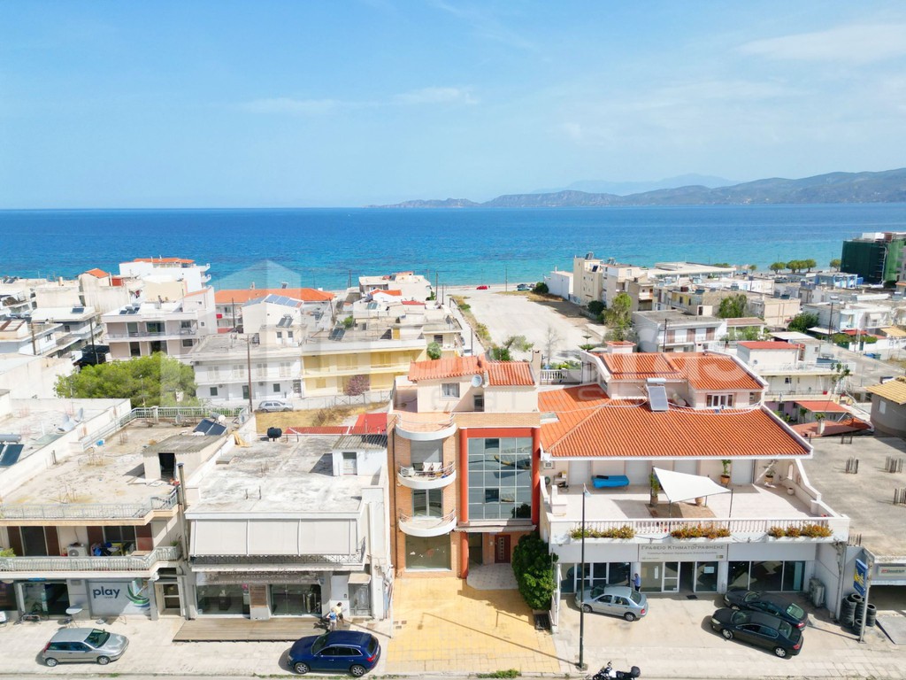Κατάστημα 106,62 τ.μ. προς πώληση, Κέντρο Κορίνθου