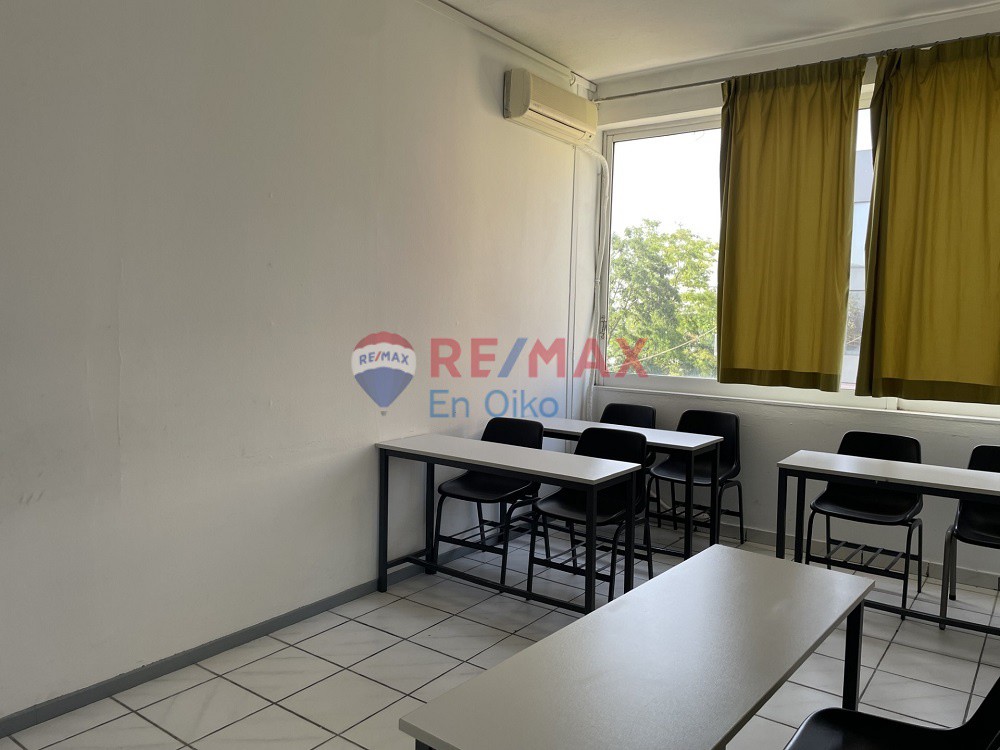 Γραφείο 130 τ.μ. πρός ενοικίαση, Αθήνα - Ανατολικά Προάστια, Γλυκά Νερά