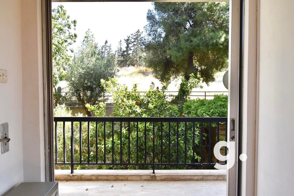 Διαμέρισμα 52 τ.μ. προς πώληση, Βουλιαγμένη
