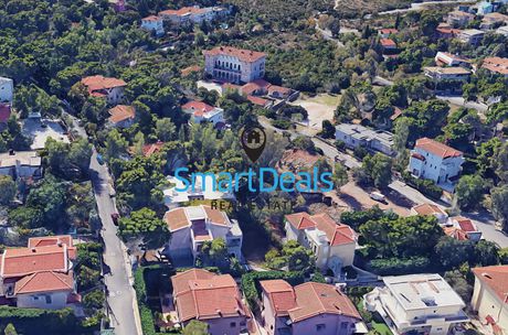 Οικόπεδο 1.060τ.μ. για πώληση-Πεντέλη