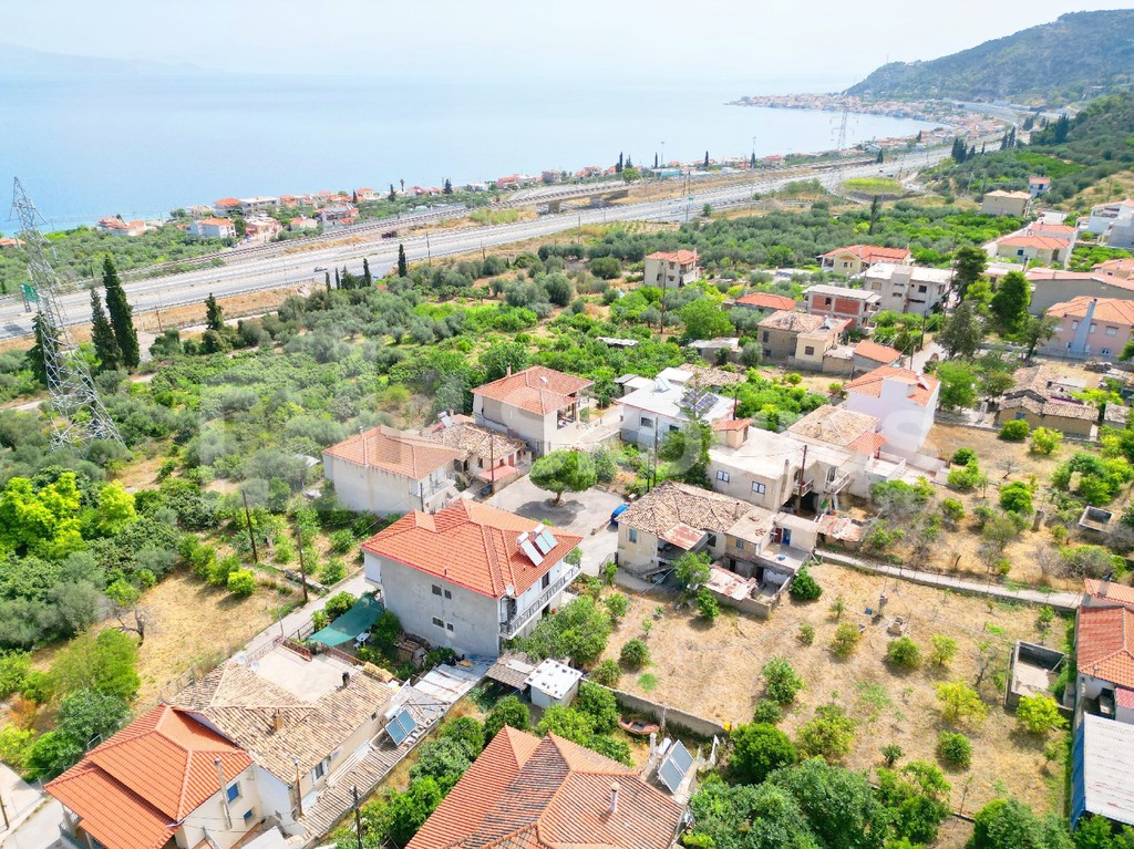Μονοκατοικία 312 τ.μ. προς πώληση, Πεταλού