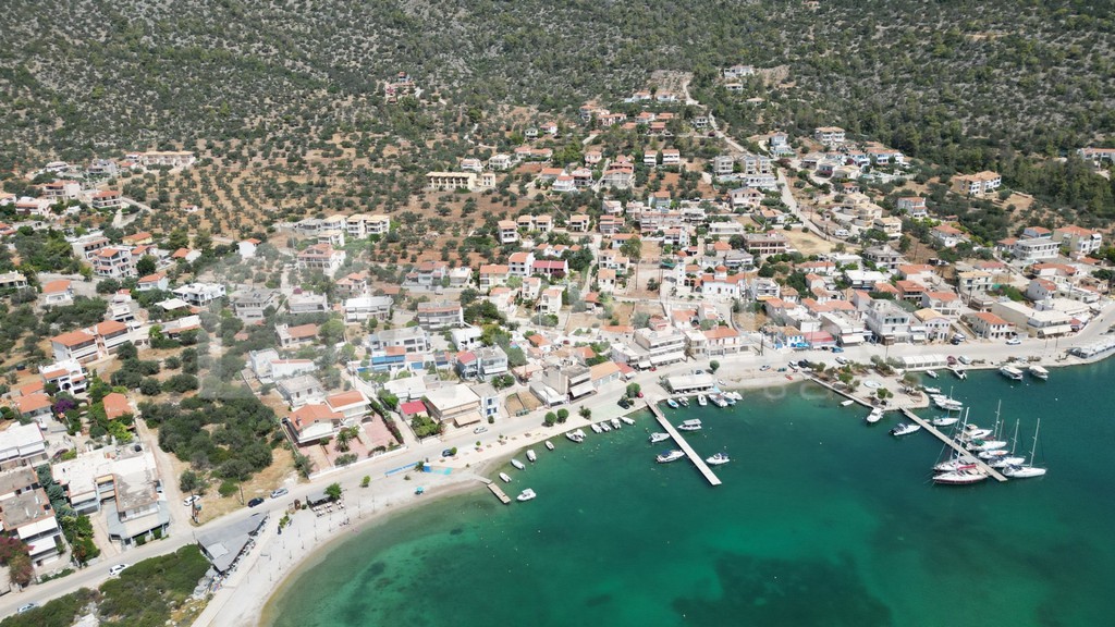 Μεζονέτα 95 τ.μ. προς πώληση, Κόρφος