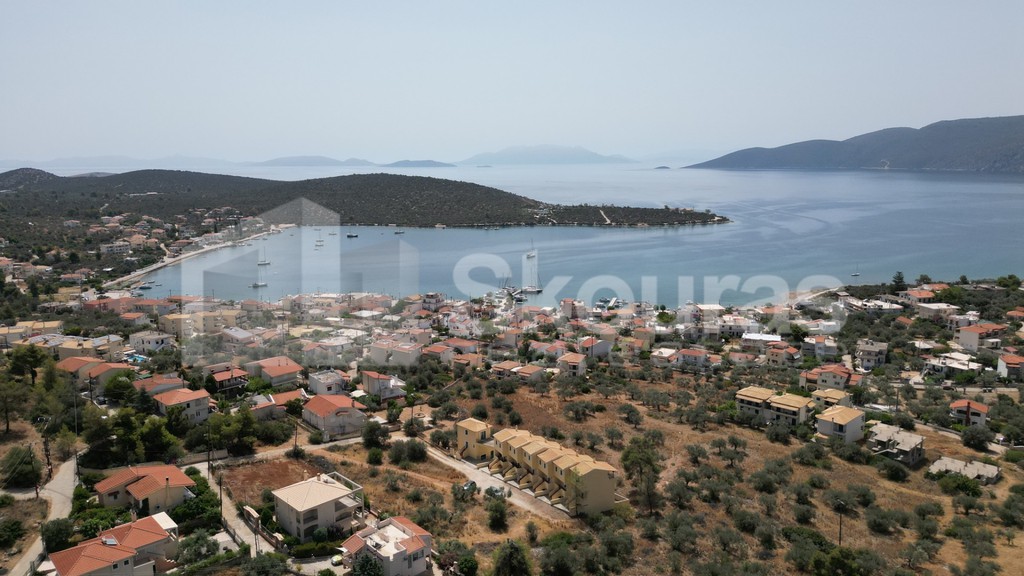 Μεζονέτα 95 τ.μ. προς πώληση, Κόρφος