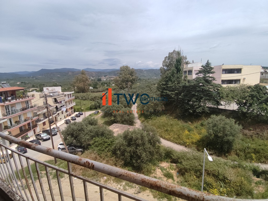 Επιχειρηματικό κτίριο 1.820 τ.μ. πρός ενοικίαση, Λακωνία, Σπάρτη