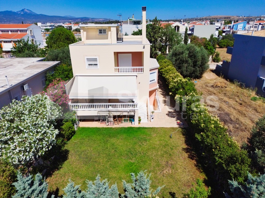 Μονοκατοικία 230 τ.μ. προς πώληση, Άγιος Γεώργιος Κορίνθου