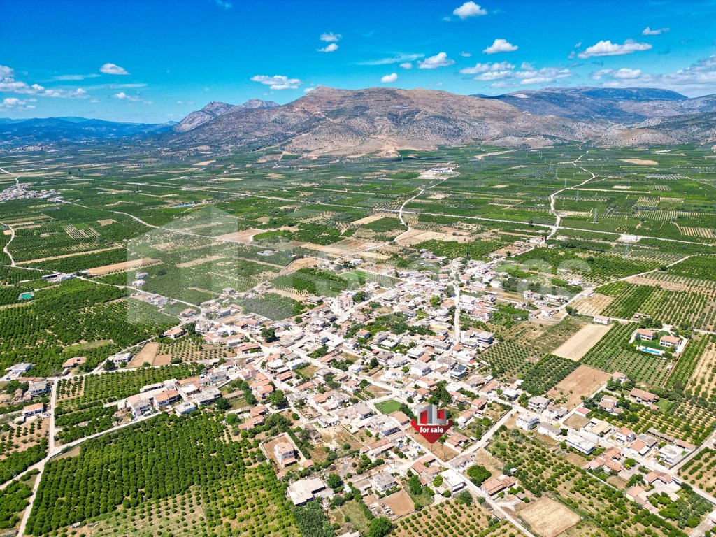 Οικόπεδο 675 τ.μ. προς πώληση, Ανύφι