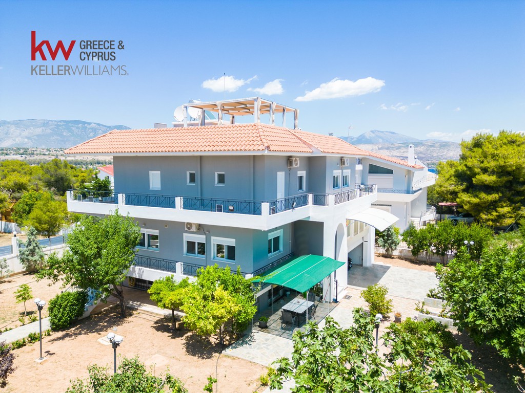 Βίλλα 400 τ.μ. πρός πώληση, Κορινθία, Λουτράκι-Περαχώρα