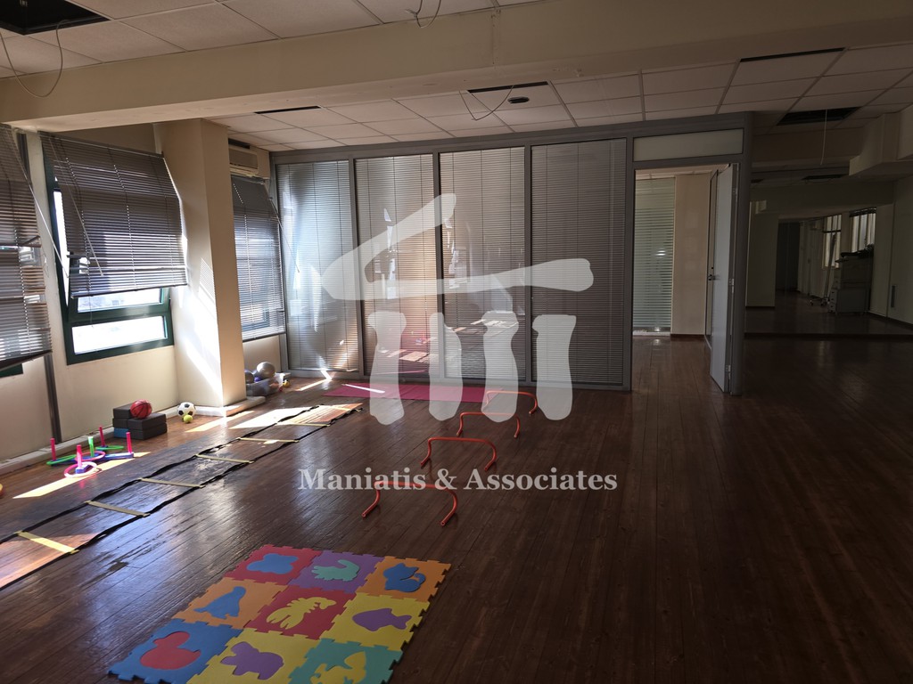 Office 150 sqm for rent, Piraeus, Port