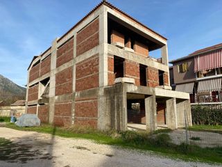 Συγκρότημα διαμερισμάτων 565 τ.μ. προς πώληση, Ελλόμενο-thumb-2