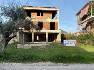 Συγκρότημα διαμερισμάτων 565 τ.μ. προς πώληση, Ελλόμενο-thumb-1