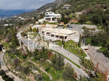 Villa 510sqm for sale-Kalamata