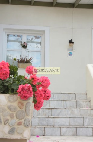 Ξενοδοχείο 4.200 τ.μ. προς πώληση, Άνδρος
