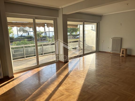 Apartment 101 sqm for sale, Athens - South, Palaio Faliro
