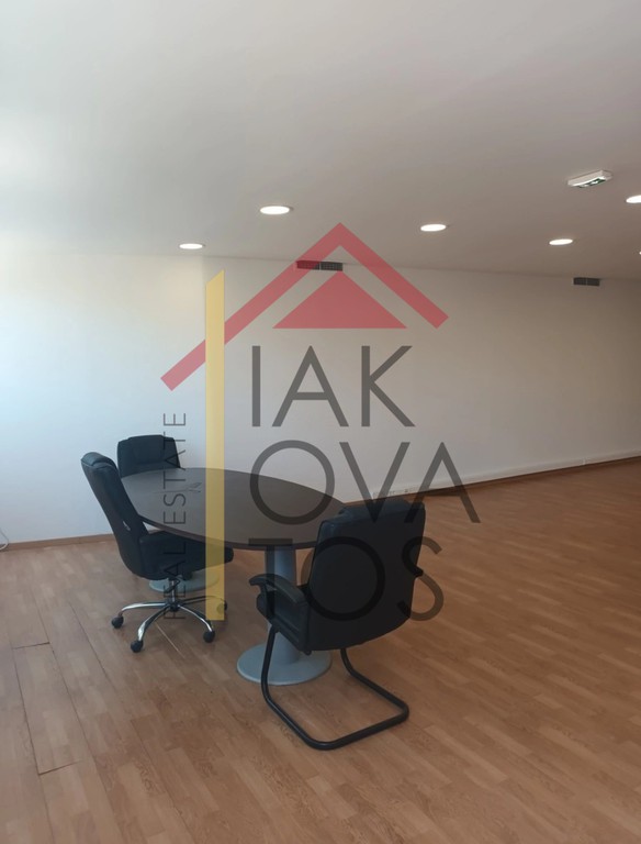 Αίθουσα 120 τ.μ. προς ενοικίαση, Κάτω Γλυφάδα
