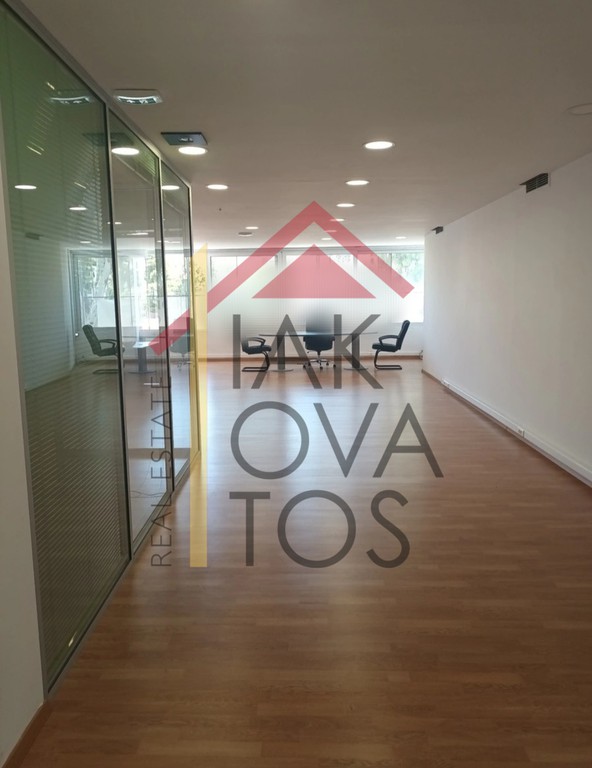Αίθουσα 120 τ.μ. προς ενοικίαση, Κάτω Γλυφάδα