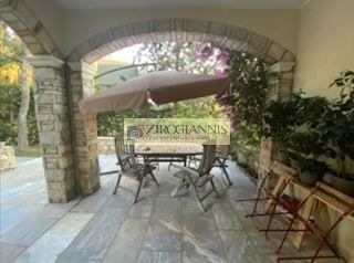 Maisonette 190sqm for rent-Ekali