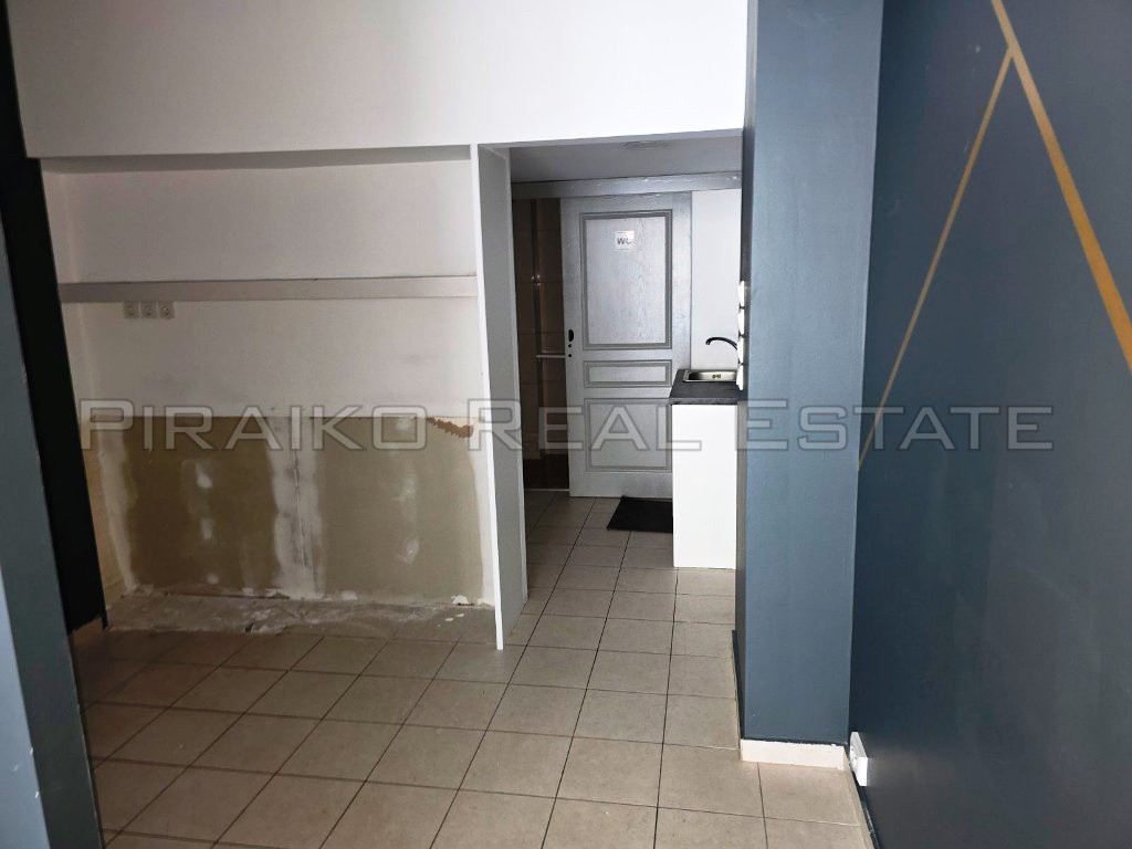 Κατάστημα 46 τ.μ. προς πώληση, Καστέλλα