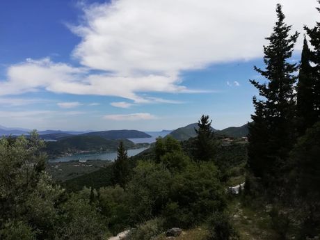 Αγροτεμάχια 2.243τ.μ. για πώληση-Λευκάδα