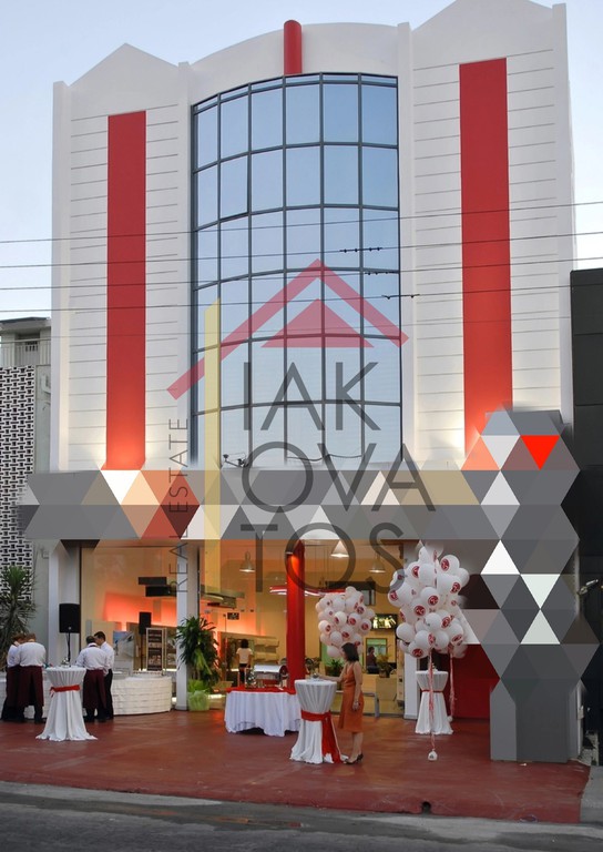 Επιχειρηματικό κτίριο 830 τ.μ. προς πώληση, Περιστέρι