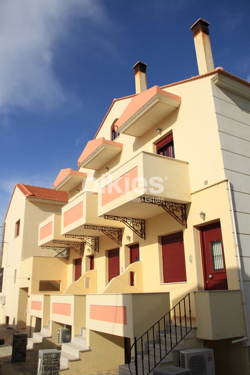 Συγκρότημα διαμερισμάτων 1.043 τ.μ. πρός πώληση, Ν. Χίου, Χίος
