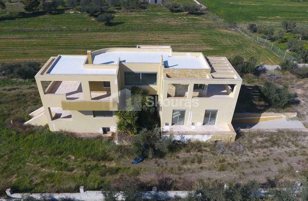 Μονοκατοικία 350 τ.μ. προς πώληση, Λουτράκι-Περαχώρα