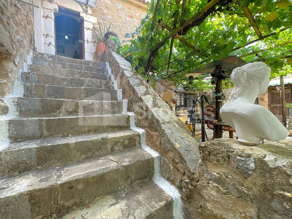 Μονοκατοικία 210 τ.μ. προς πώληση, Αβία