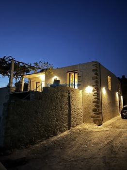 Μονοκατοικία 335τ.μ. για πώληση-Ανατολικος σέλινος