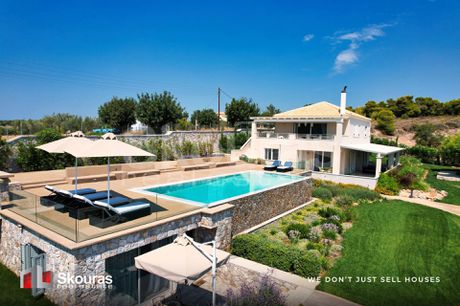 Villa 300sqm for sale-Kranidi