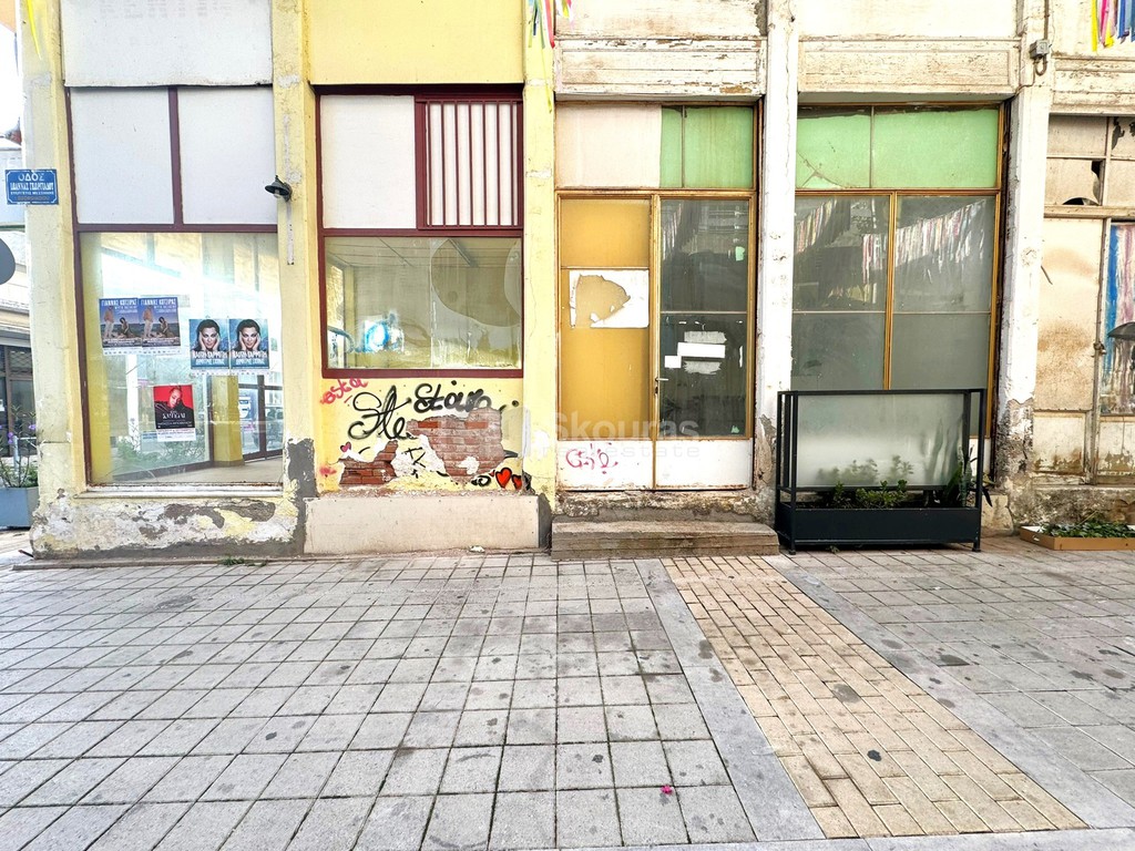 Store 65 sqm for rent, Messinia, Messini