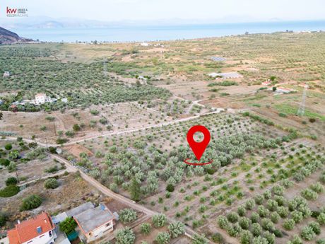 Land plot 4.540sqm for sale-North Kinouria