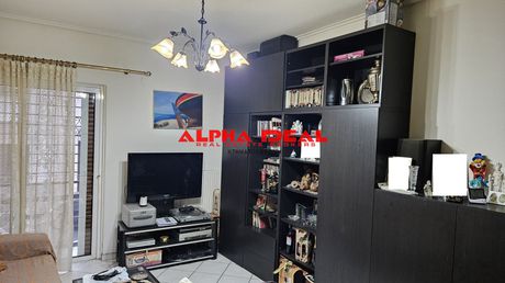 Apartment 74sqm for sale-Drapetsona » Agios Fanourios