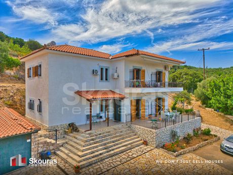 Μονοκατοικία 200τ.μ. για πώληση-Αίπεια