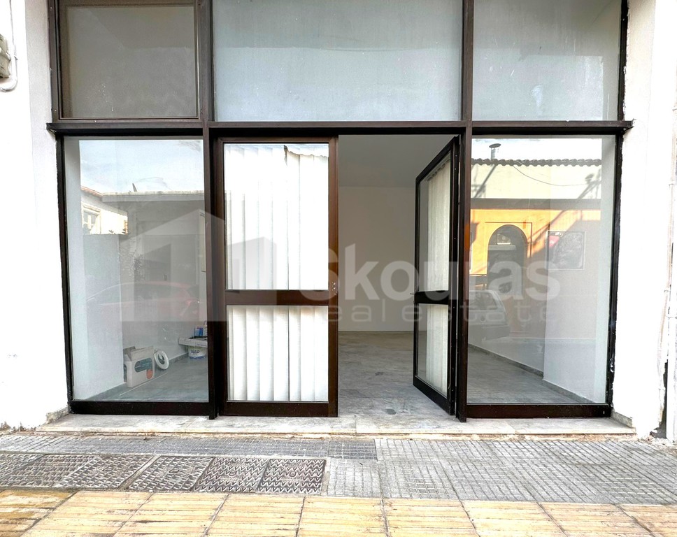 Store 40 sqm for rent, Messinia, Messini