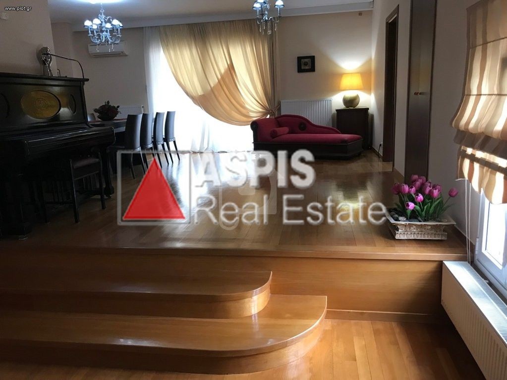Μονοκατοικία 355 τ.μ. προς πώληση, Μηλαδέζα
