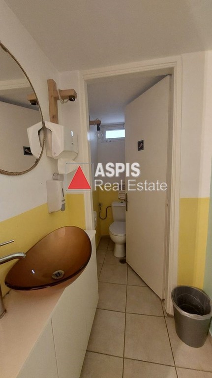 Κατάστημα 386 τ.μ. πρός πώληση, Αθήνα - Νότια Προάστια, Γλυφάδα
