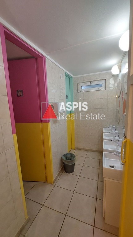 Κατάστημα 386 τ.μ. πρός πώληση, Αθήνα - Νότια Προάστια, Γλυφάδα