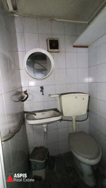 Κατάστημα 65 τ.μ. προς ενοικίαση, Δάφνη