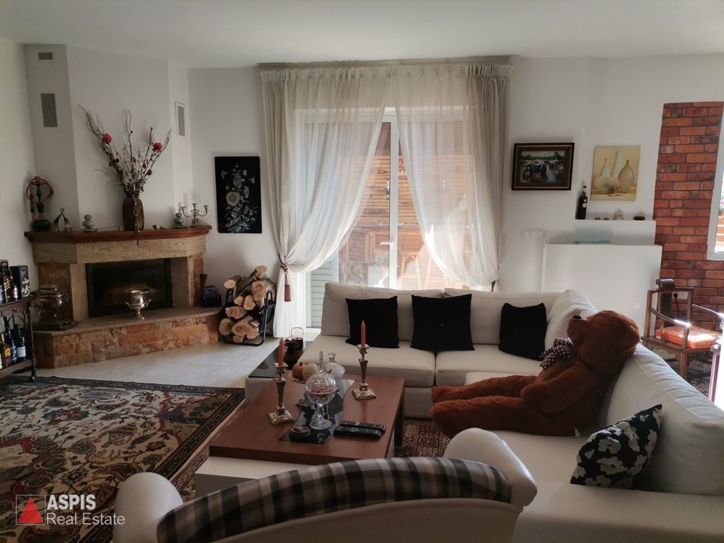 Μονοκατοικία 310 τ.μ. προς πώληση, Παλαιά Φώκαια