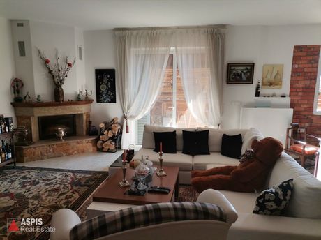 Μονοκατοικία 310τ.μ. για πώληση-Παλαιά φώκαια
