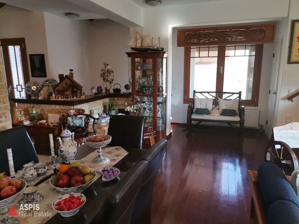 Μονοκατοικία 310 τ.μ. προς πώληση, Παλαιά Φώκαια